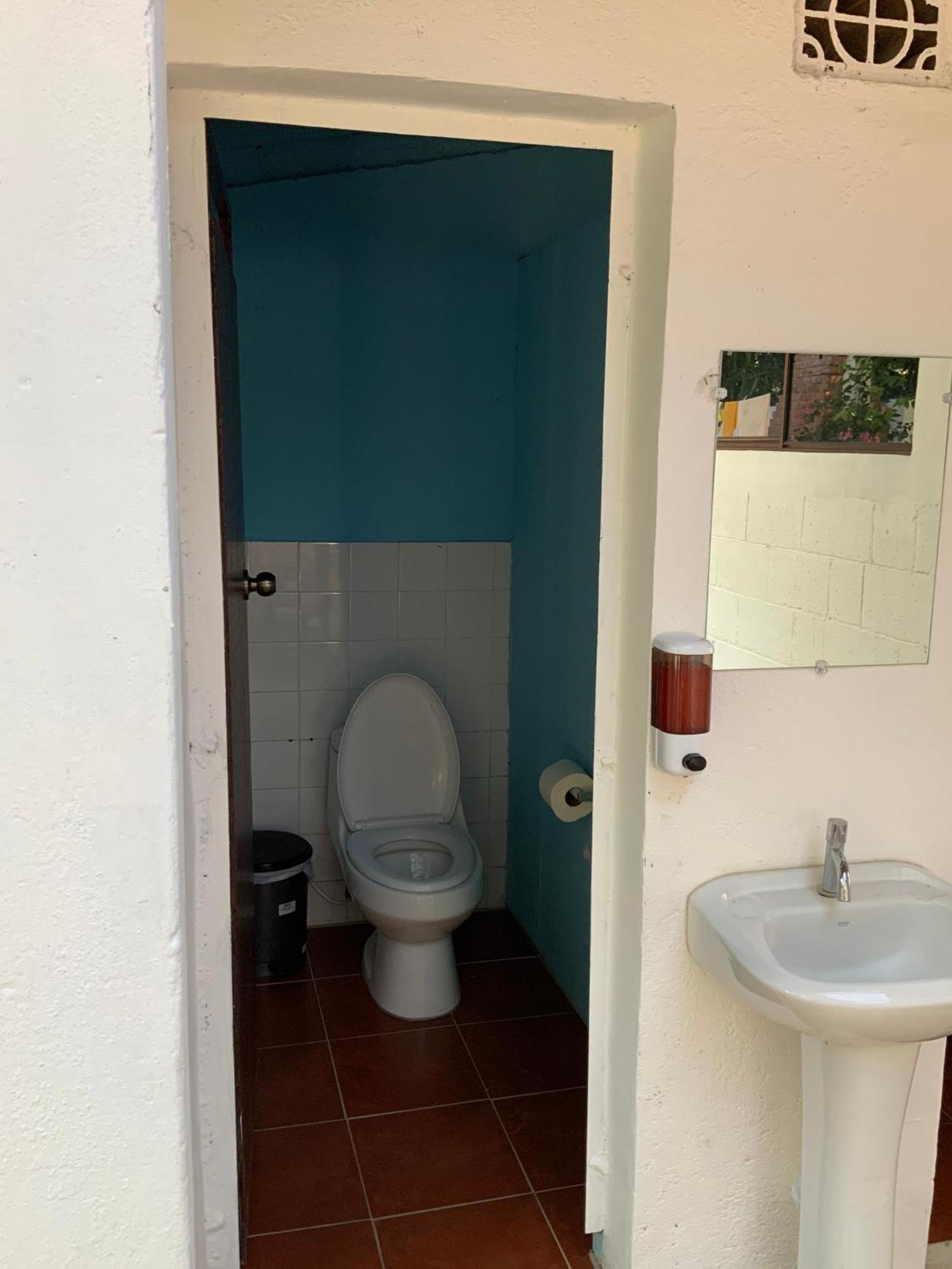 Hostal Tia Reyna El Zonte Zewnętrze zdjęcie